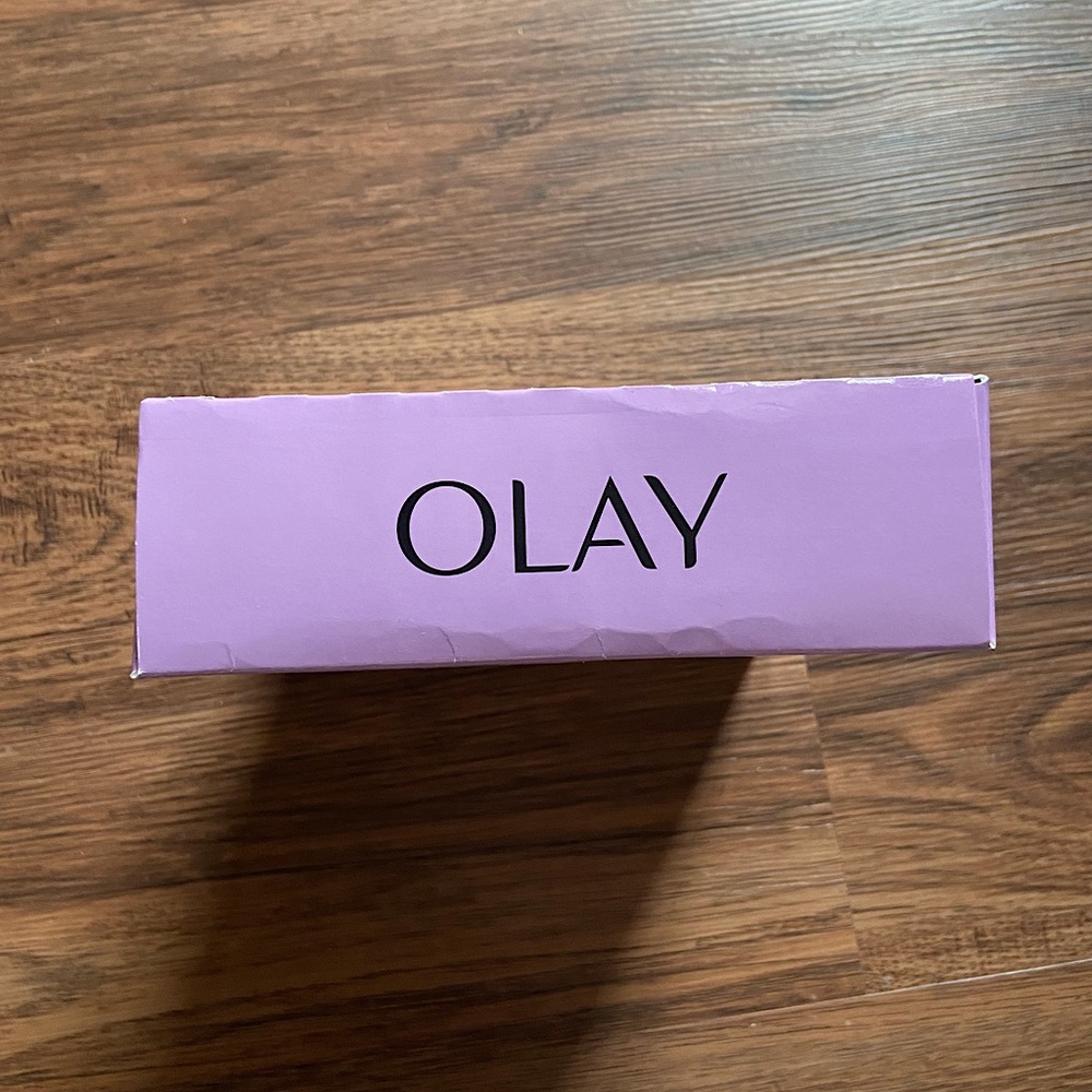 New in Box 2 Pack OLAY Body Wash - Picture 3 of 5